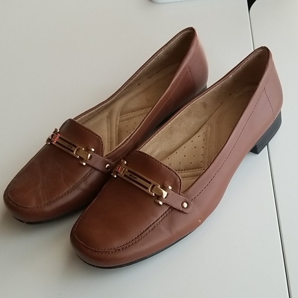 Naturalizer Shoes - SOLD: Naturalizer loafer